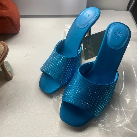 Rhinestone slip on - Picture 2 of 2